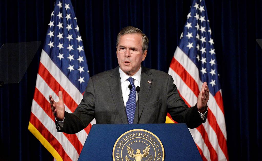 Jeb Bush culpa a Obama y a Clinton de expansión del EI