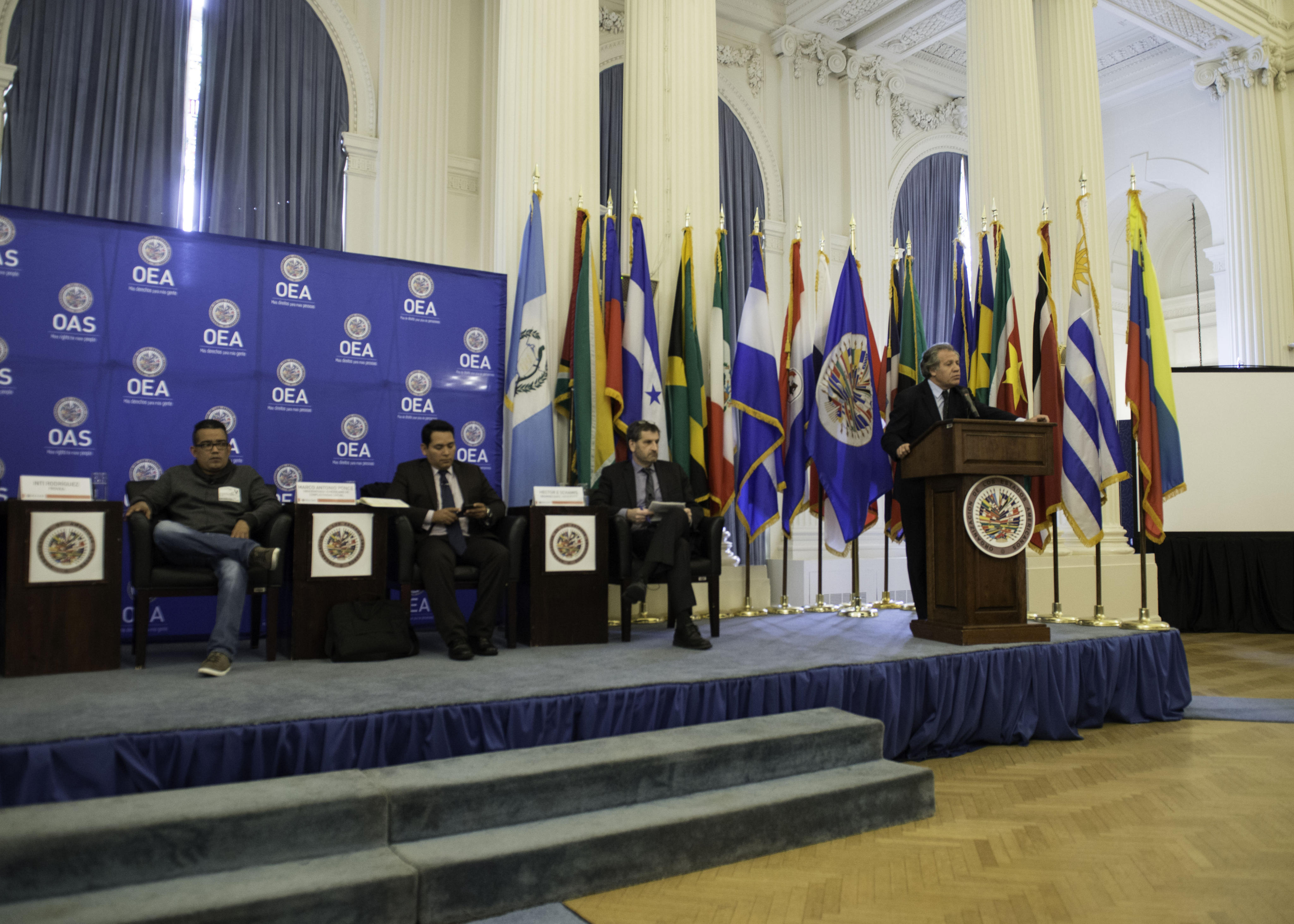 Respaldan ex presidentes a OEA y demandan cambios en Venezuela