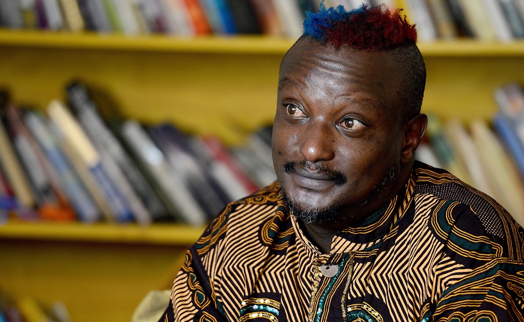 Muere el escritor keniano Wainaina, desafiante de los estereotipos africanos