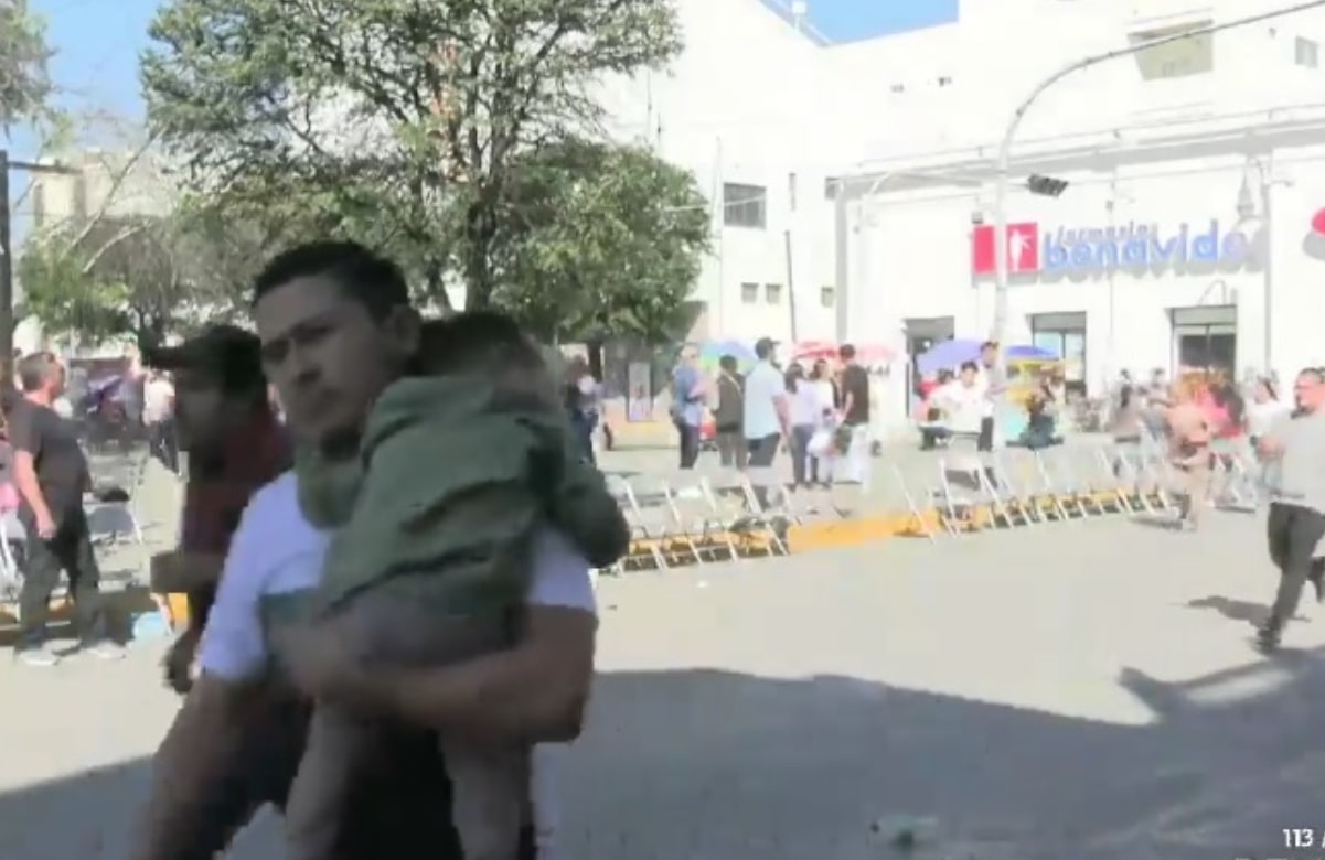 Supuesta balacera provoca psicosis durante desfile de la Revolución Mexicana en Linares; esto aclaran las autoridades 