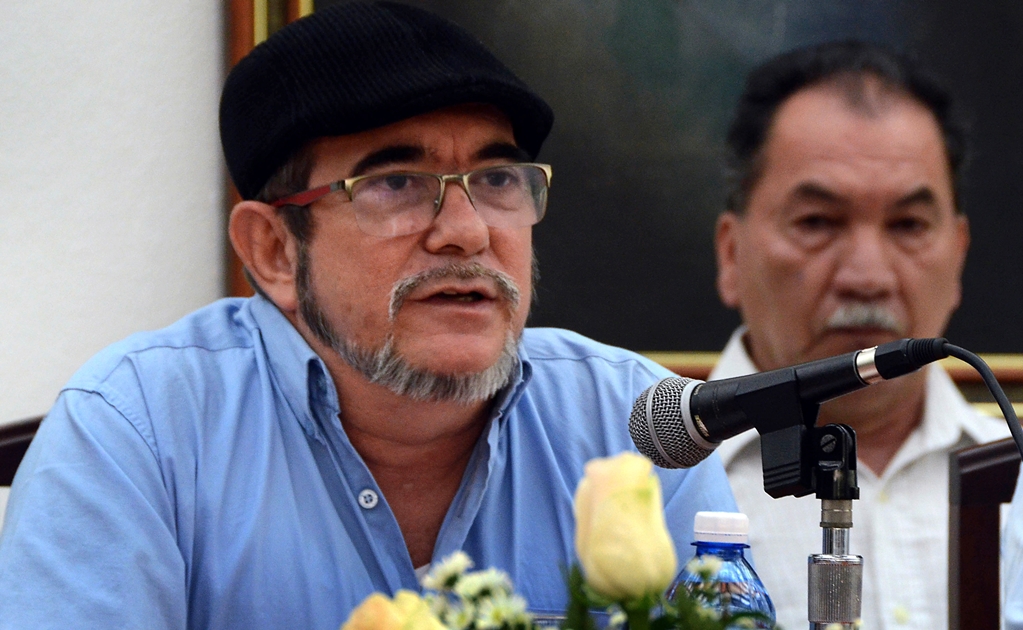FARC asegura que la salud de su líder "Timochenko" avanza "positivamente"