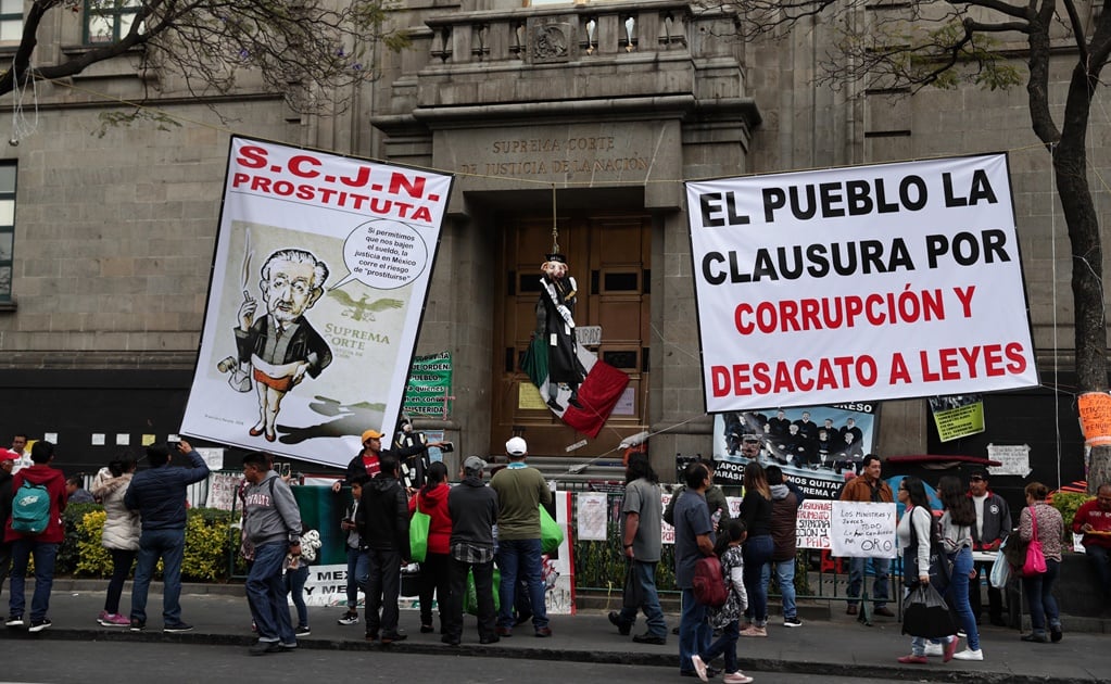 Desligan al presidente López Obrador y a Morena de bloqueo en la SCJN
