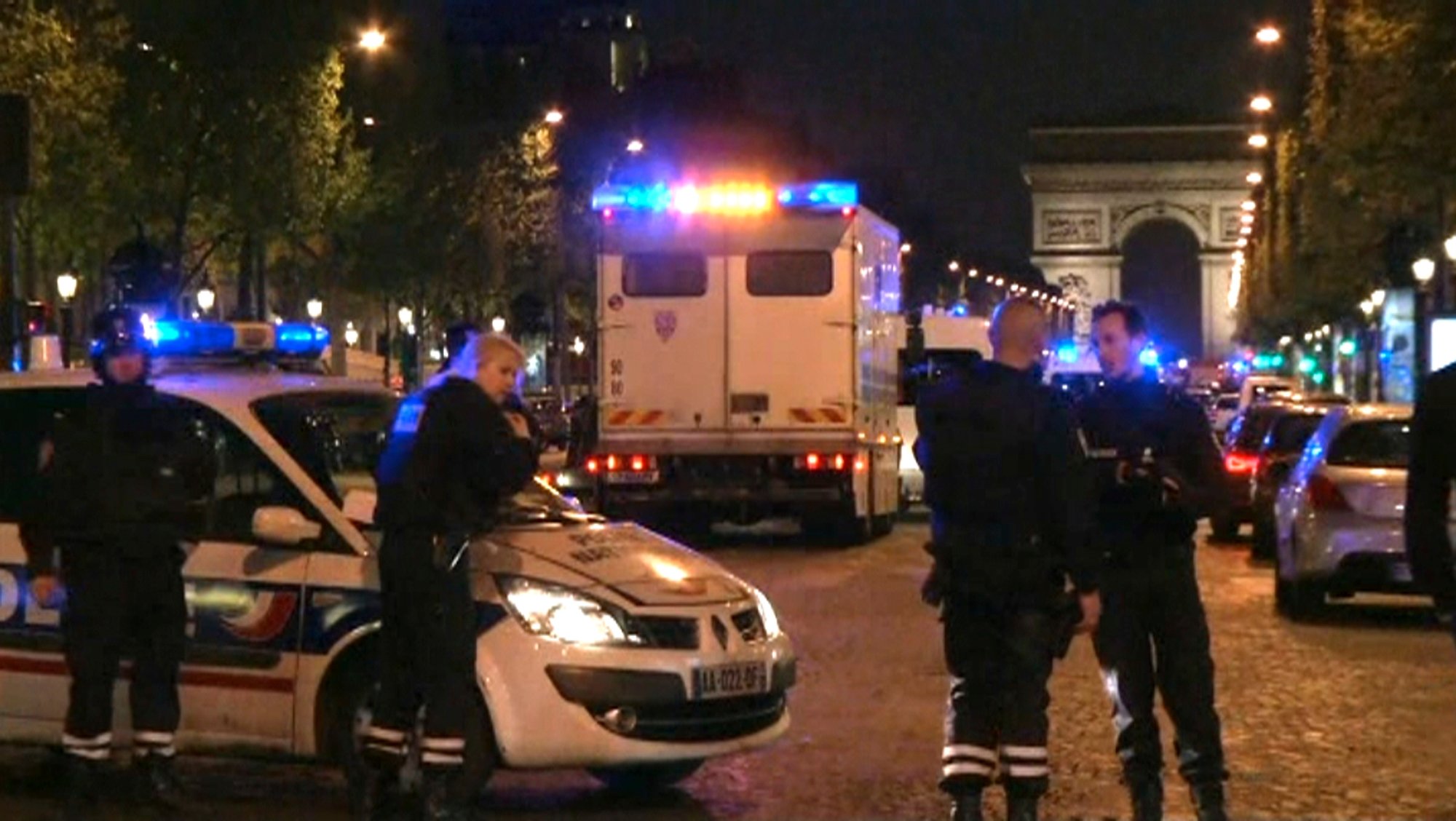 Sin mexicanos entre víctimas de tiroteo en París: Embajada