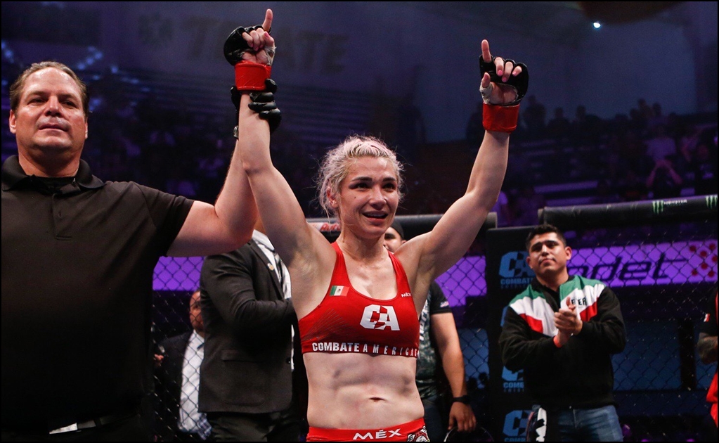 La luchadora Sexy Dulce saborea su estreno triunfal en las MMA