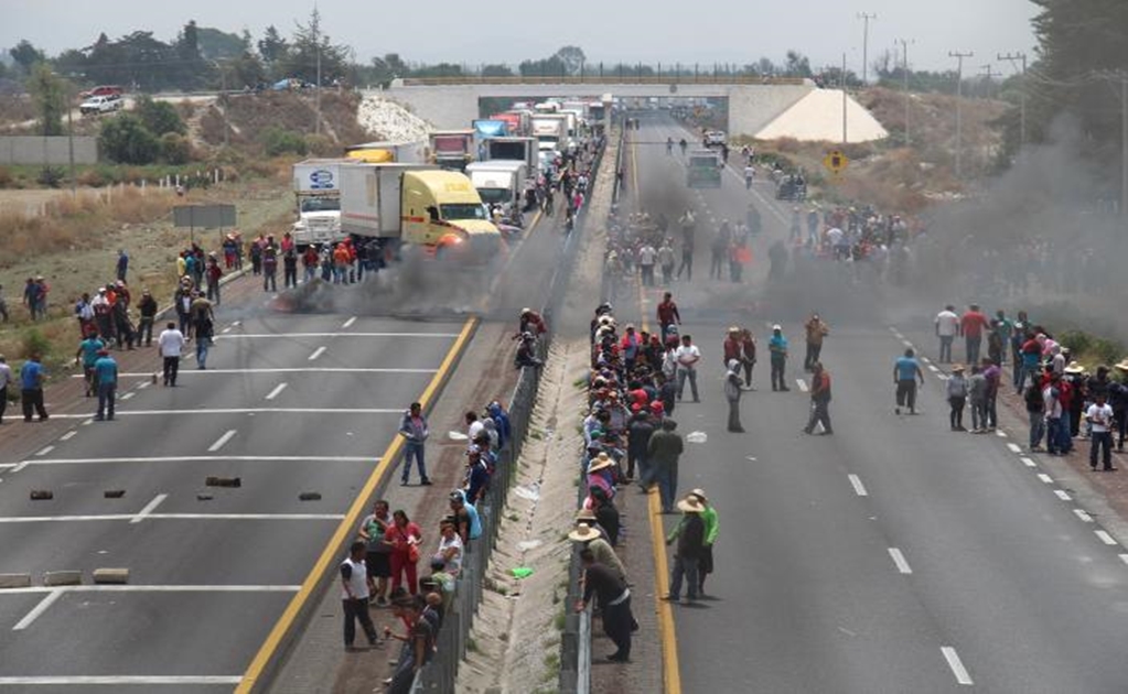 Oil theft clash leaves 10 dead in Puebla