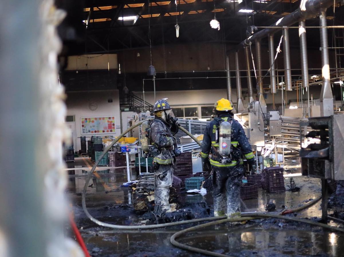 Se incendia bodega en el Parque Industrial Benito Juárez