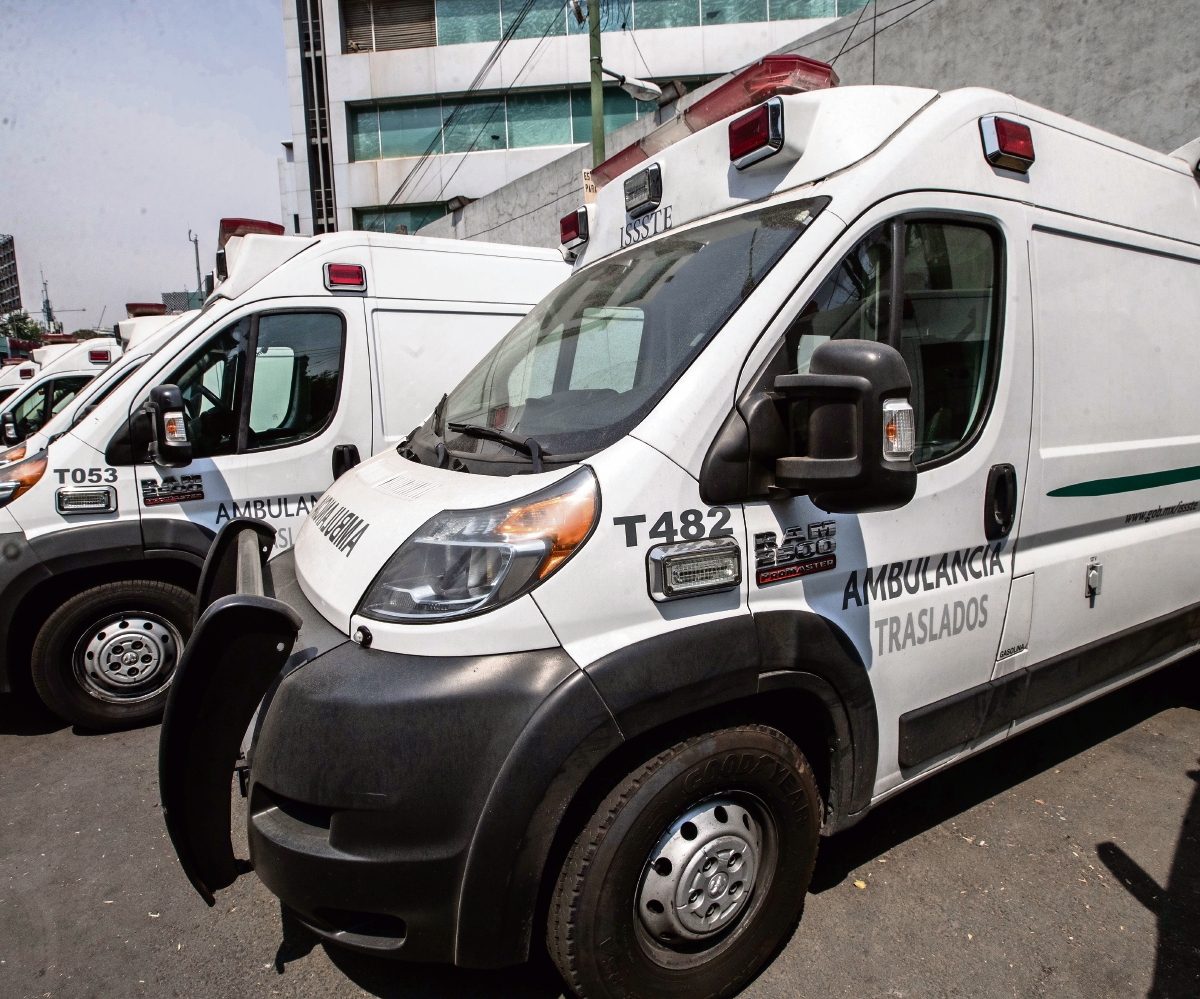 ISSSTE licita la renta de 403 ambulancias