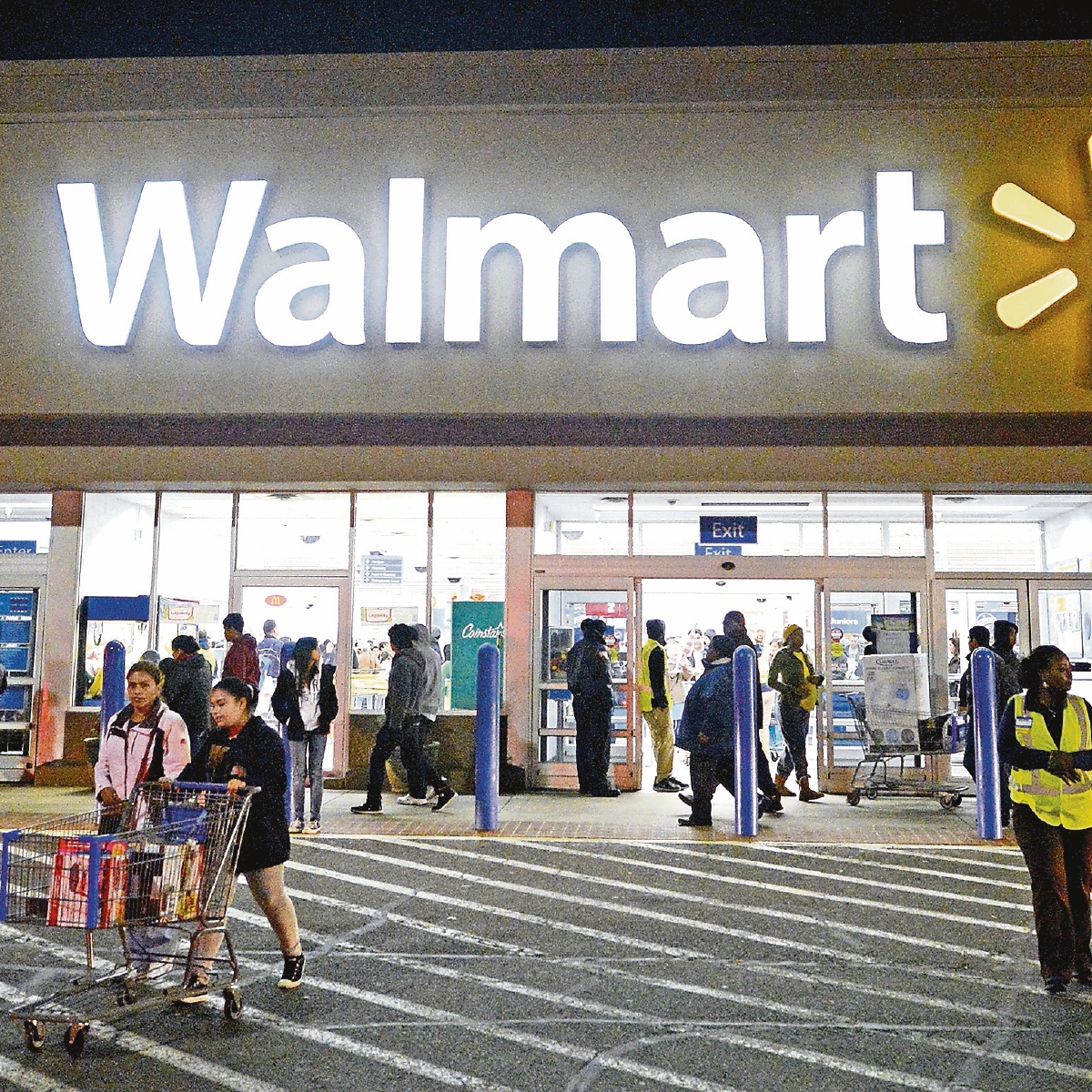 Walmart domina en canal de móviles