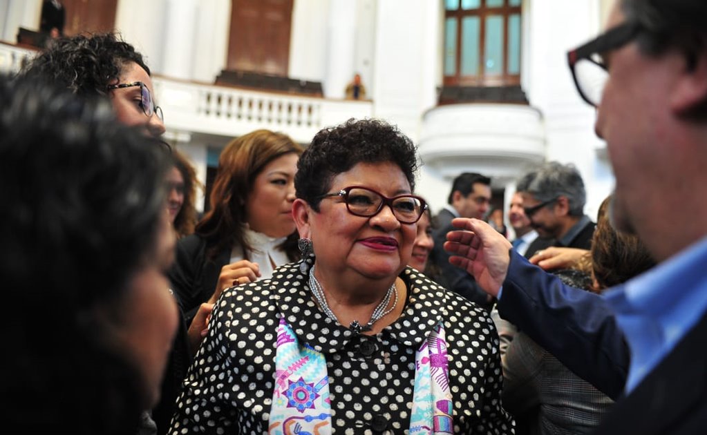 Tocan las golondrinas a Godoy por su salida del Congreso de CDMX