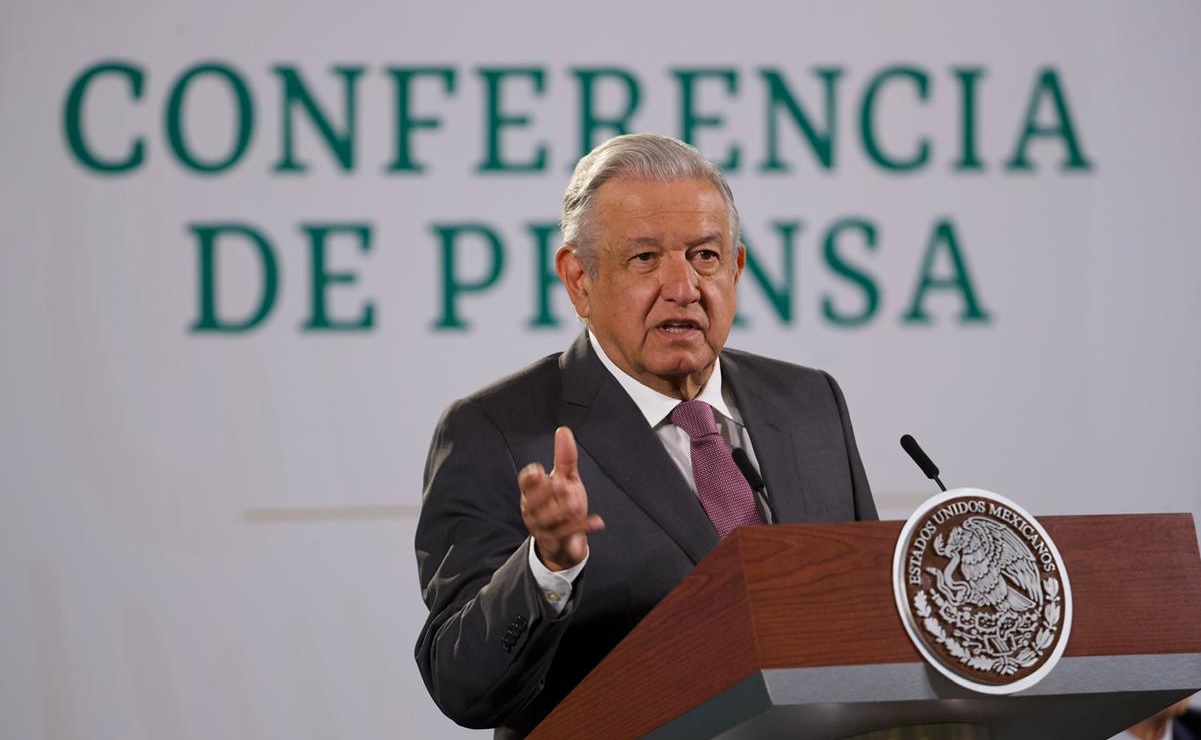 AMLO reta a bloque conservador a participar en marzo en consulta por revocación de mandato