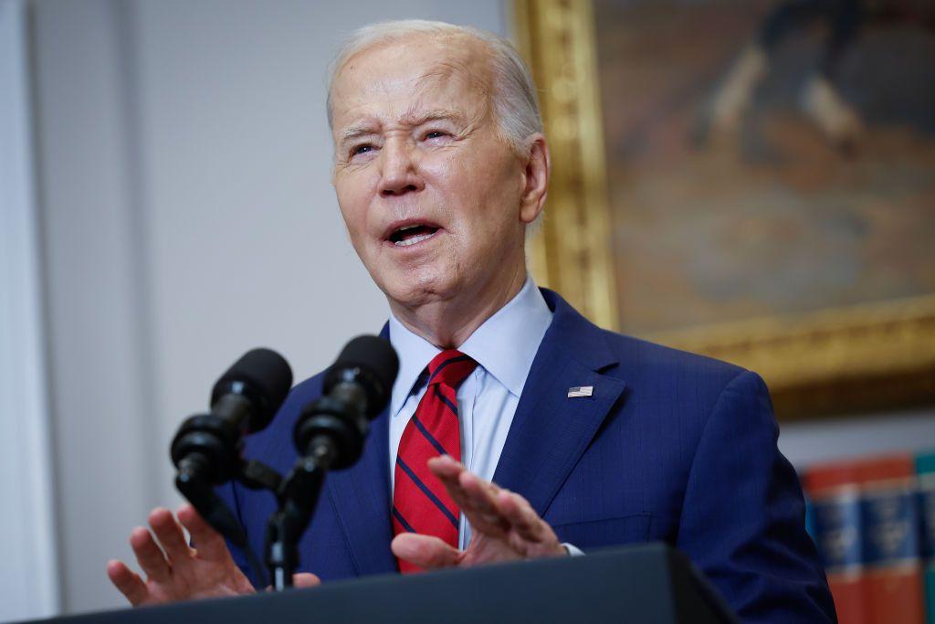 Biden pierde el respaldo de varios miembros de su partido para aprobar ley migratoria