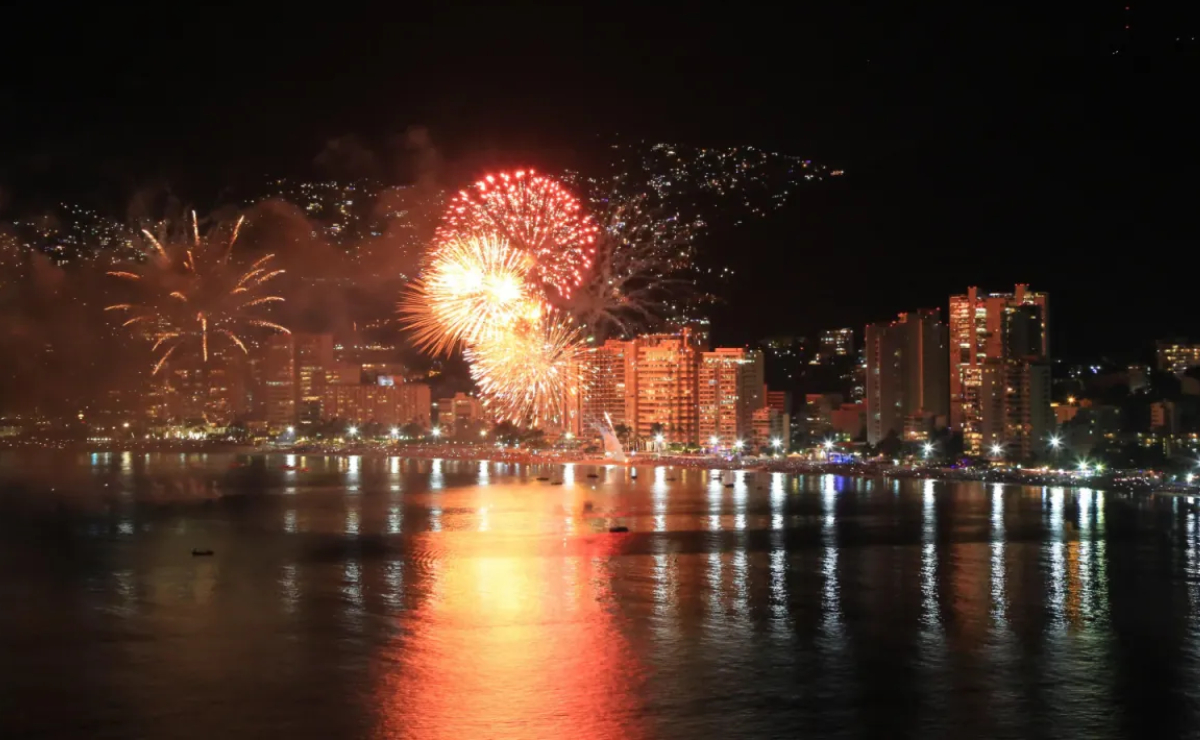 ¿A qué hora serán los fuegos artificiales en Acapulco, Ixtapa, Taxco y  Zihuatanejo en Guerrero por Año Nuevo?