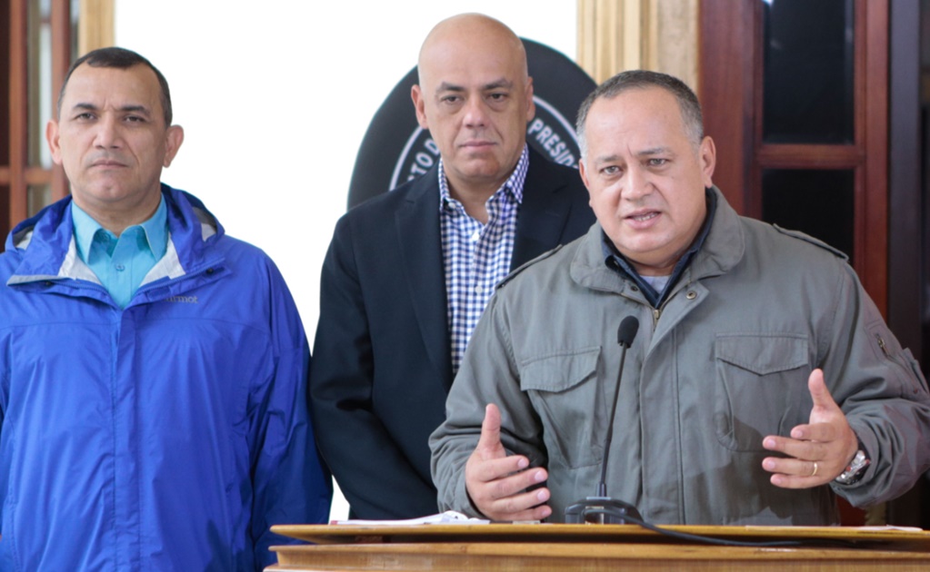 Diosdado Cabello demanda al WSJ por difamación