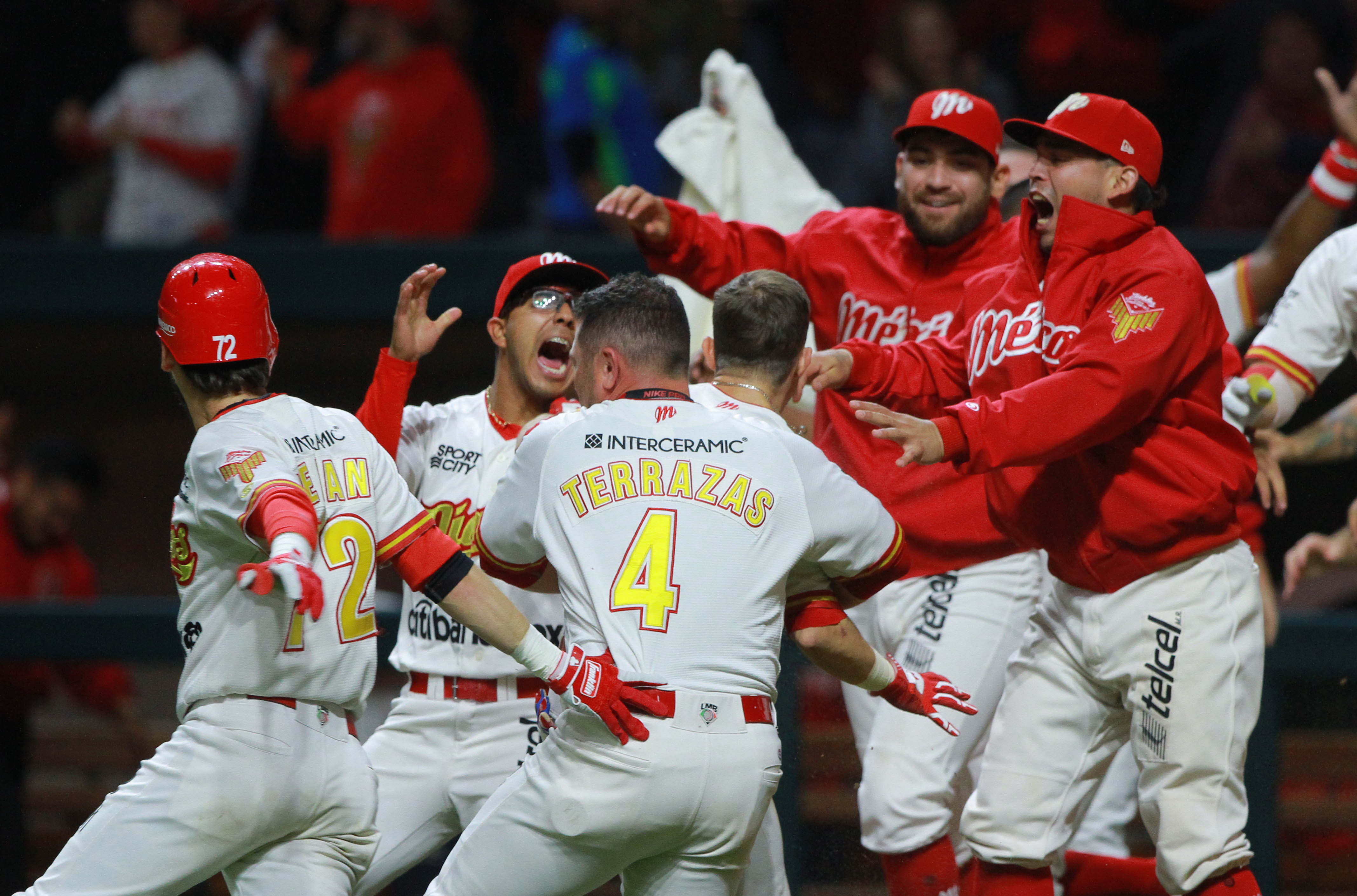 Diablos deja en el terreno a Tigres; habrá séptimo juego