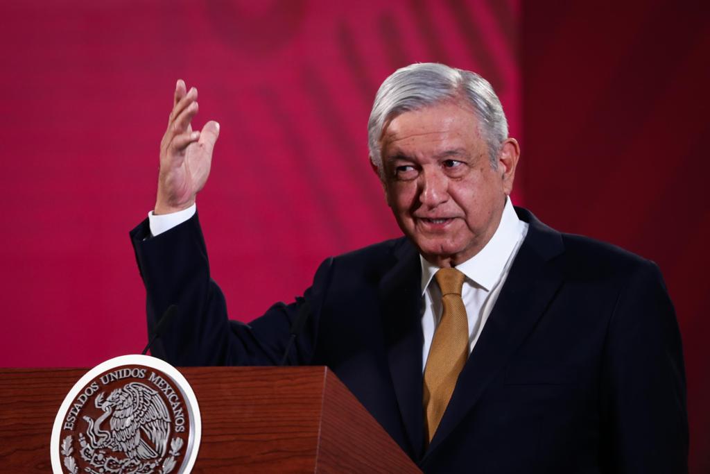 Llama AMLO a medios a que se enlacen a conferencia de López-Gatell de esta noche