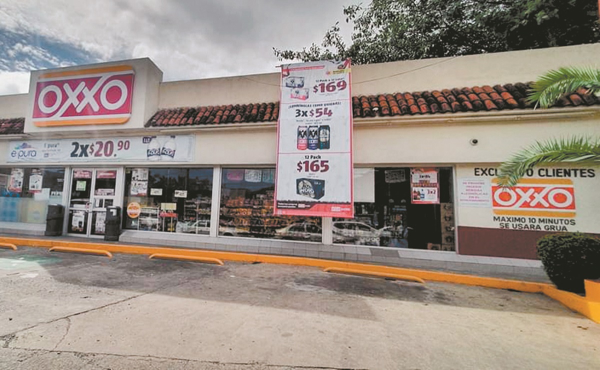 Cierre de tiendas Oxxo se extiende en Petatlán por extorsión