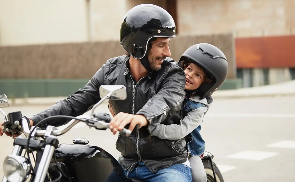 De cuánto es la multa por llevar niños en moto en la CDMX