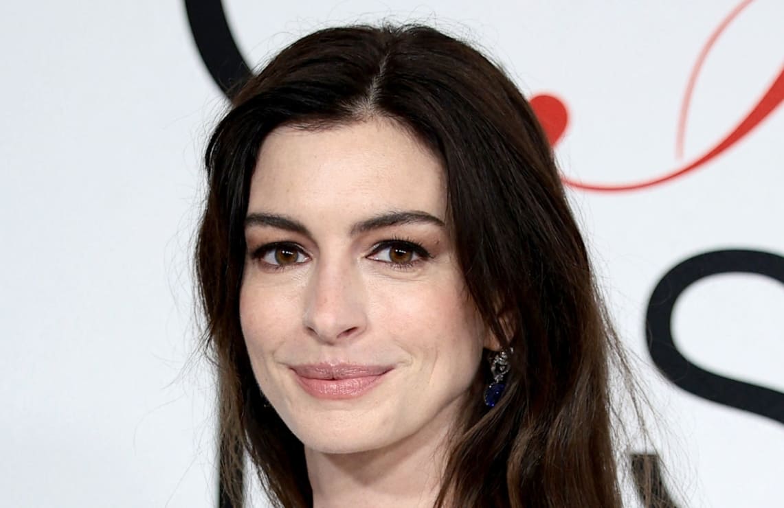 Anne Hathaway confiesa la cruda advertencia que recibió sobre su carrera