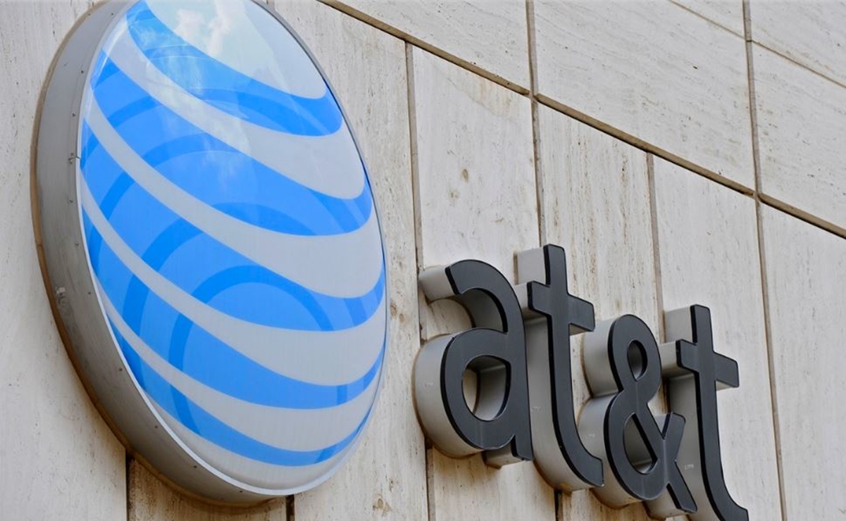 AT&T atribuye falla de datos a apagón
