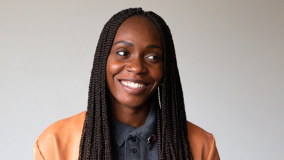"Como mujer negra en el campo de la ciencia me han usado para sacarme en fotografías": Cynthia Chapple