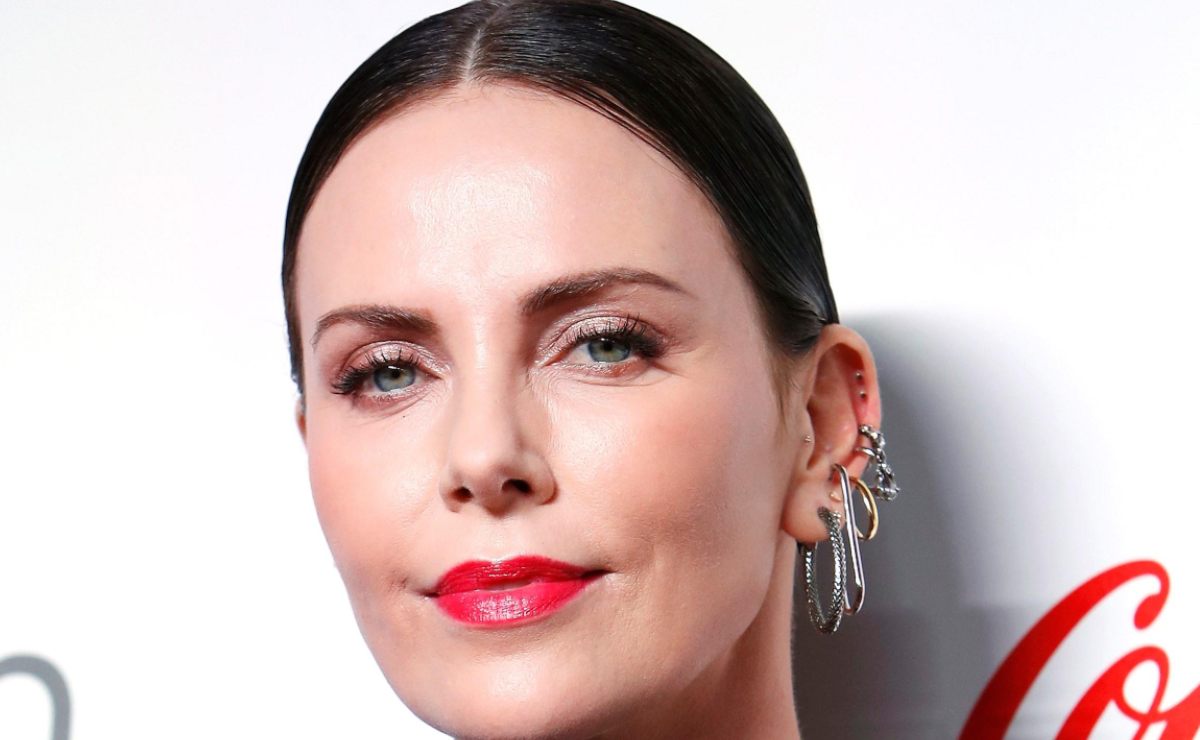 Charlize Theron responde contundente, ¿se sometió a cirugía estética?