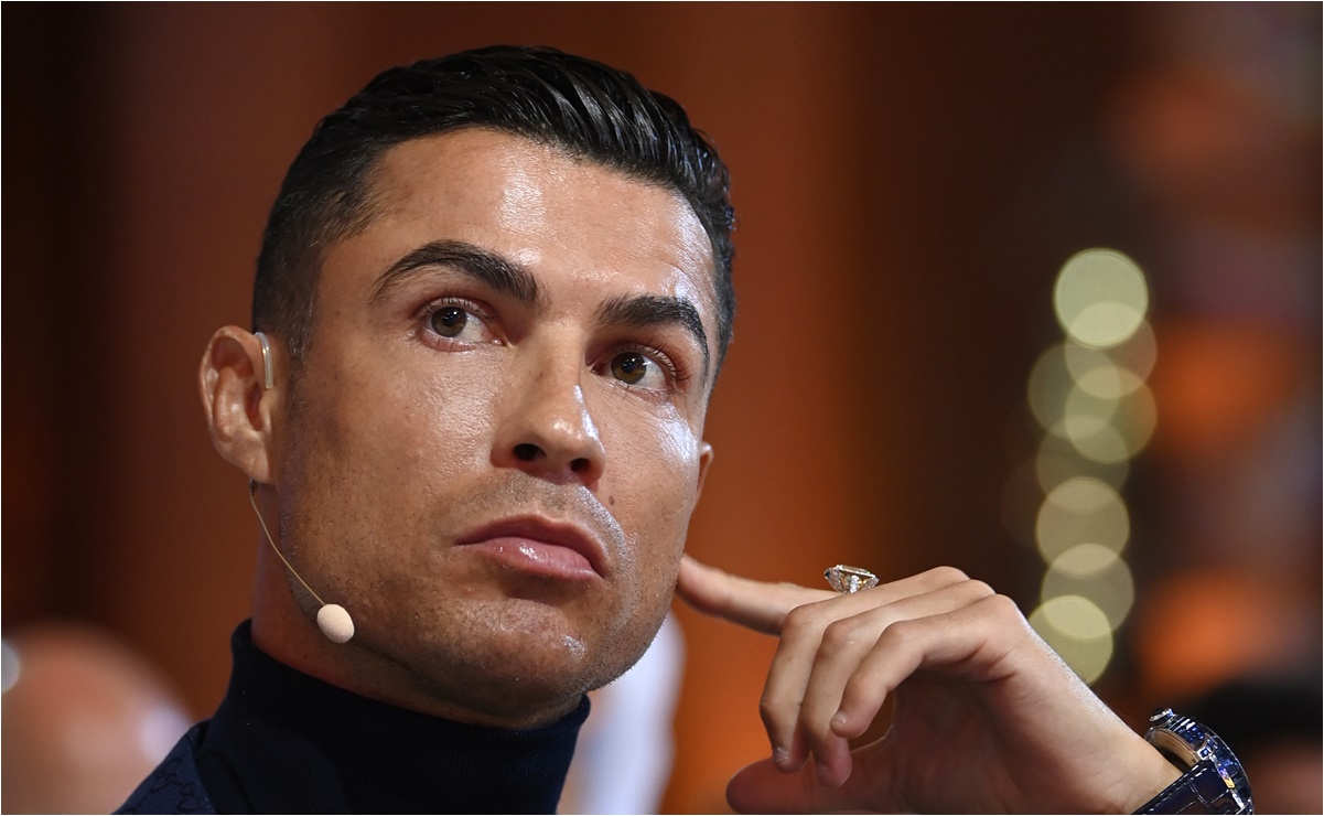 Cristiano Ronaldo ofrece empleos con sueldos de medio millón de pesos