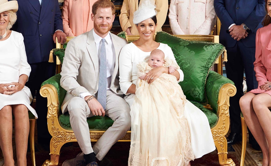 Bautizan a Archie, hijo del príncipe Harry y Meghan Markle en Inglaterra 