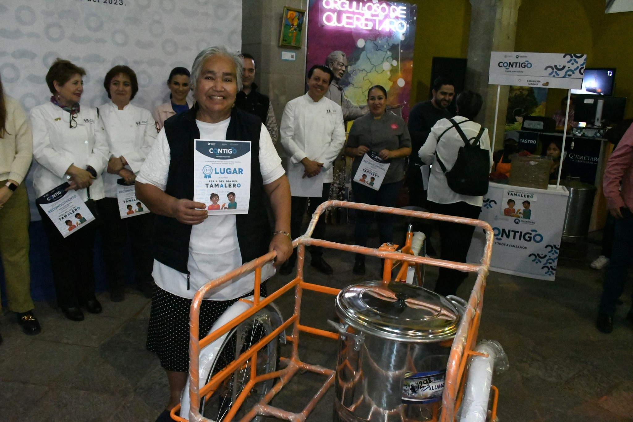 Premian a Doña Chelo por hacer los tamales más ricos de todo Querétaro 