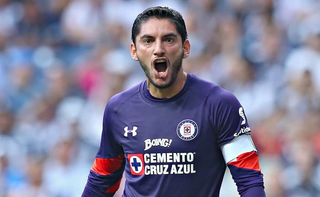 Cruz Azul se salva ante Rayados