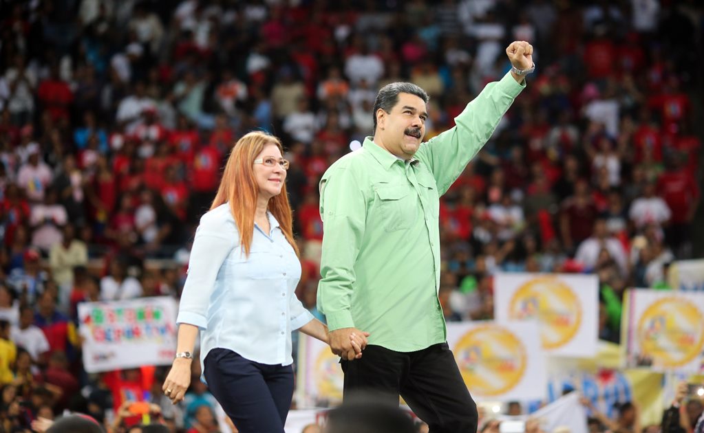 A ritmo de ​reguetón, Maduro lanza campaña para reelección