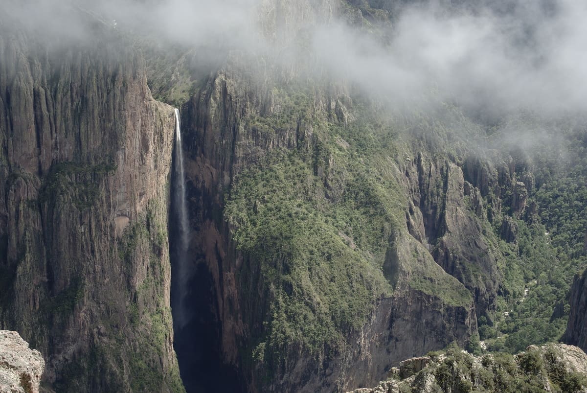 Cuánto mide Piedra Volada, la cascada más alta de México