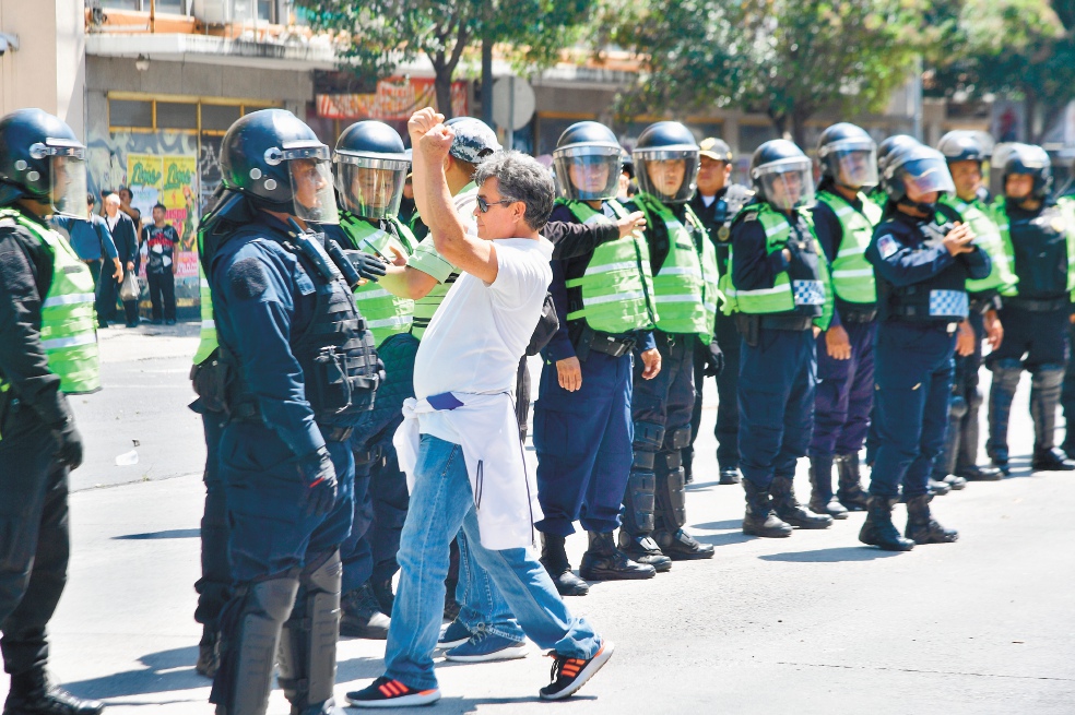 Marchas irán acompañadas de policías: Jesús Orta
