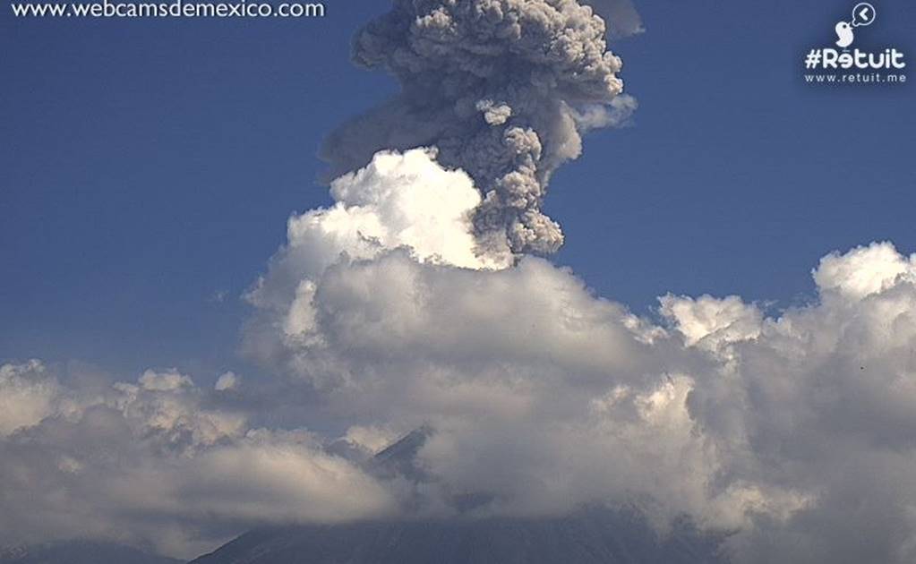 Volcán de Colima inicia nueva fase explosiva, alertan