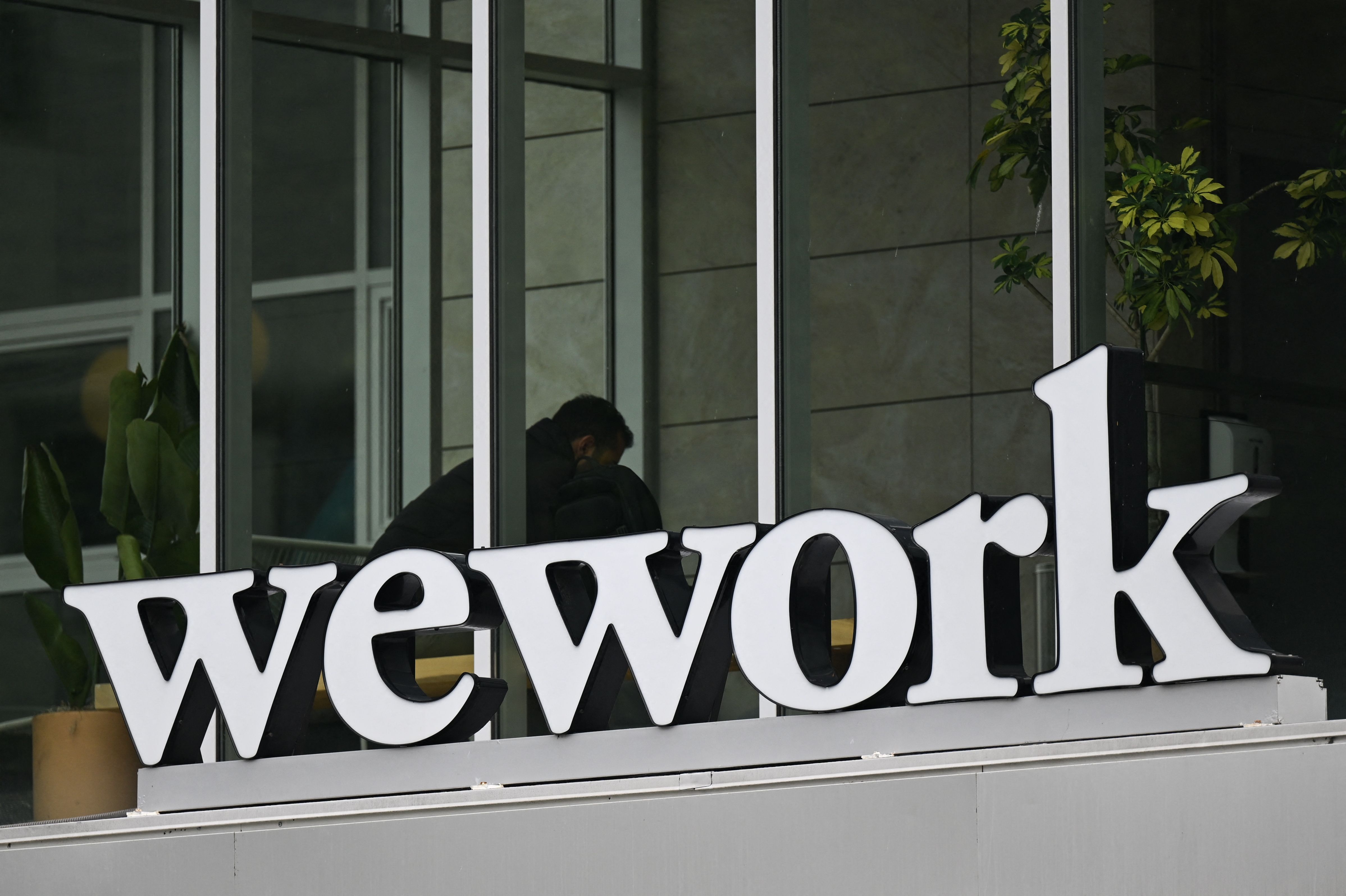 ¿WeWork en banca rota? Suspenden cotización en la bolsa de Nueva York