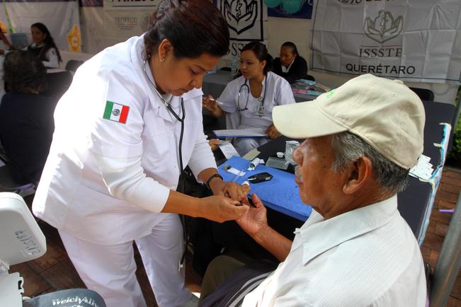 MAV encabeza Jalando Parejo con el Adulto Mayor 