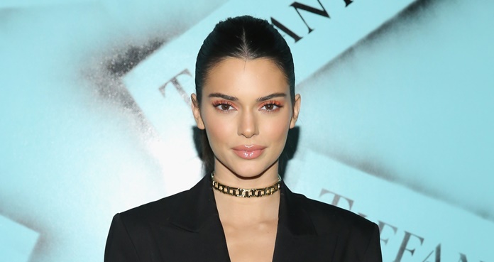 Kendall Jenner conquista Nueva York con braless y escote profundo