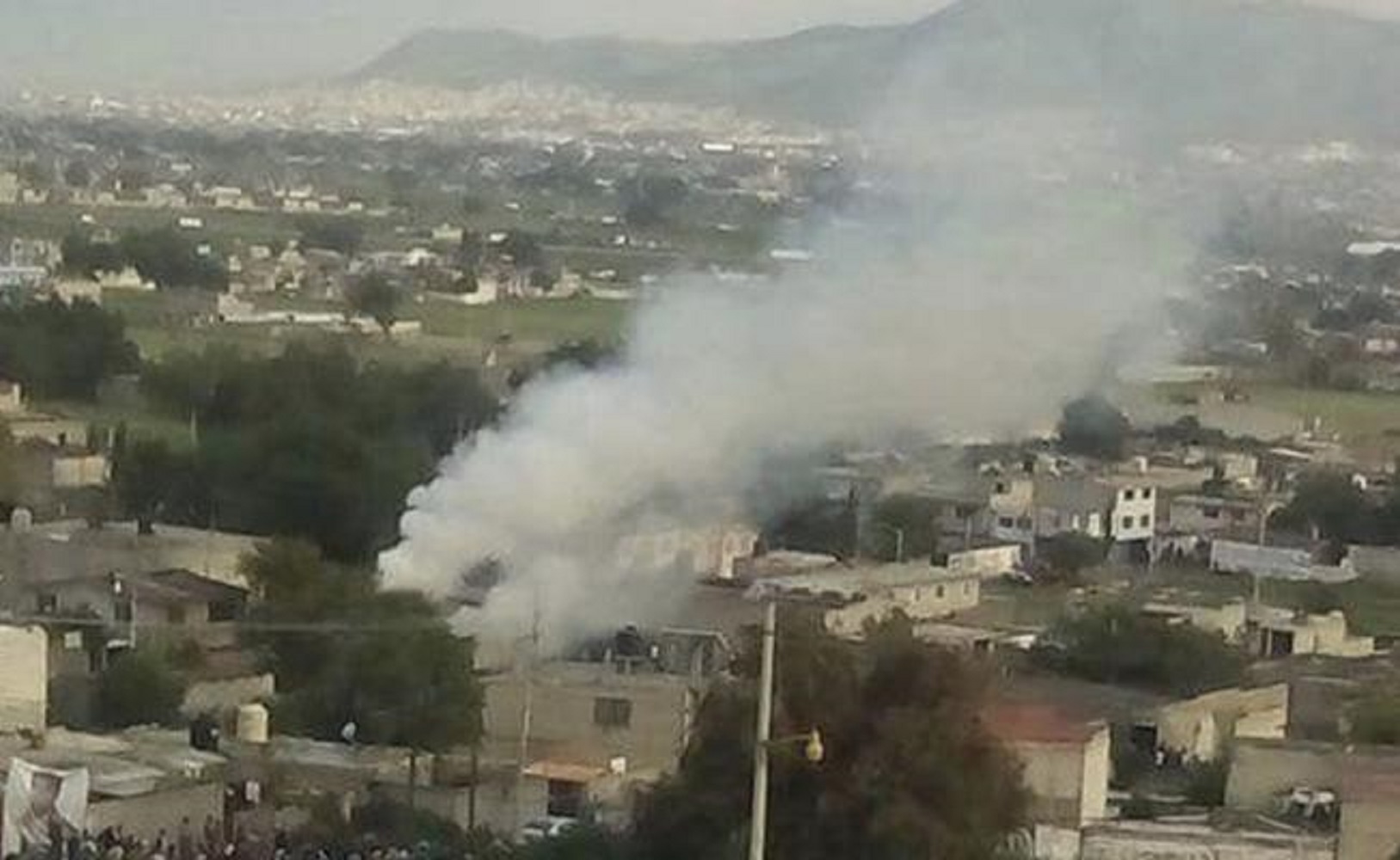 Reportan explosión de pirotecnia en Tultepec