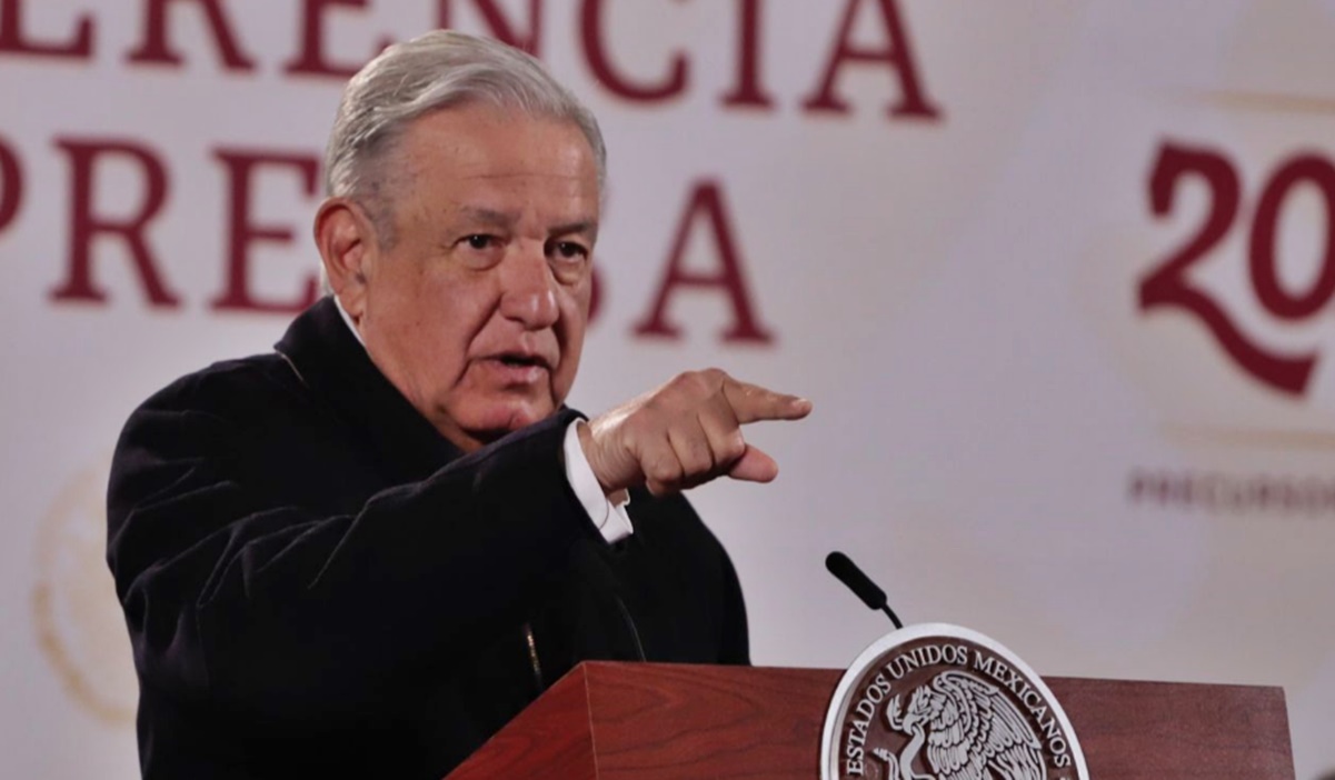 "¡Ken aguanta, el pueblo se levanta!", dice AMLO a embajador de EU tras manifestar su apoyo a reforma eléctrica