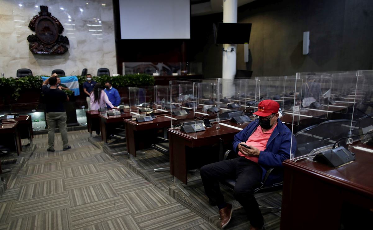 Se resuelve crisis en el Parlamento de Honduras; partidos en conflicto suscriben acuerdo de unidad
