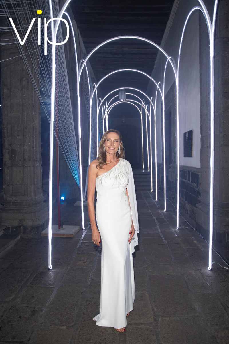 Alejandra Alemán ofrece gala de aniversario de Fundación Niños en Alegría