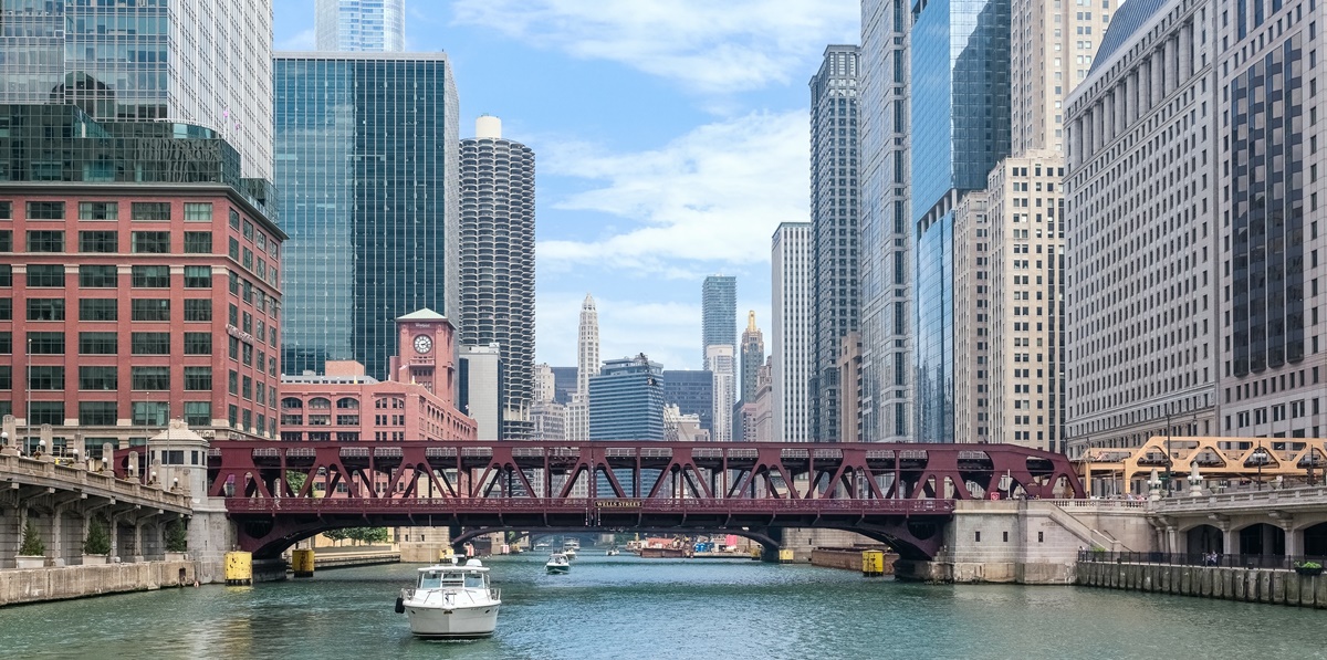 Recorre las principales atracciones de Chicago con tour de un día 