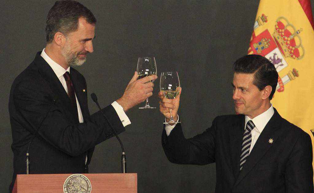 Peña ofrece cena a Reyes de España en Palacio Nacional