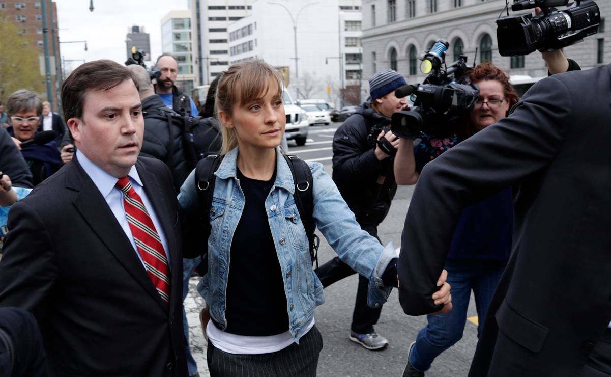 Condenan a la actriz Allison Mack a tres años de prisión por su papel en la secta NXIVM