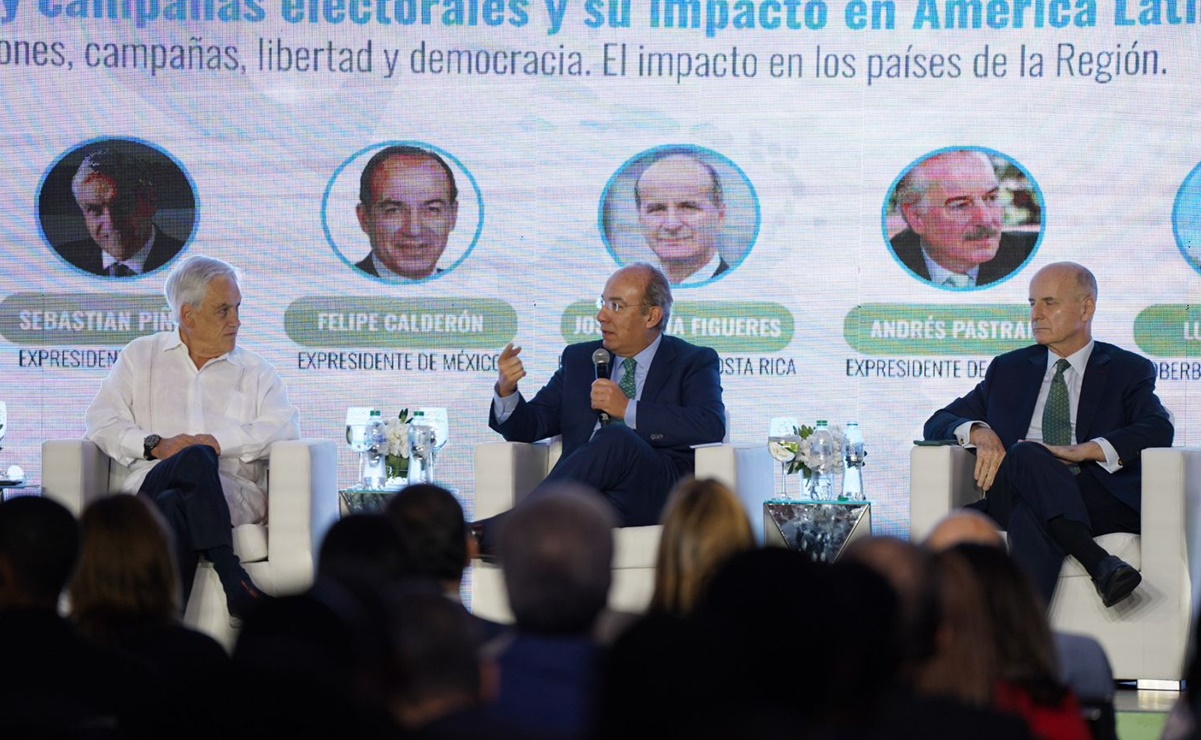 "México, una democracia a punto de caer”, advierte Felipe Calderón