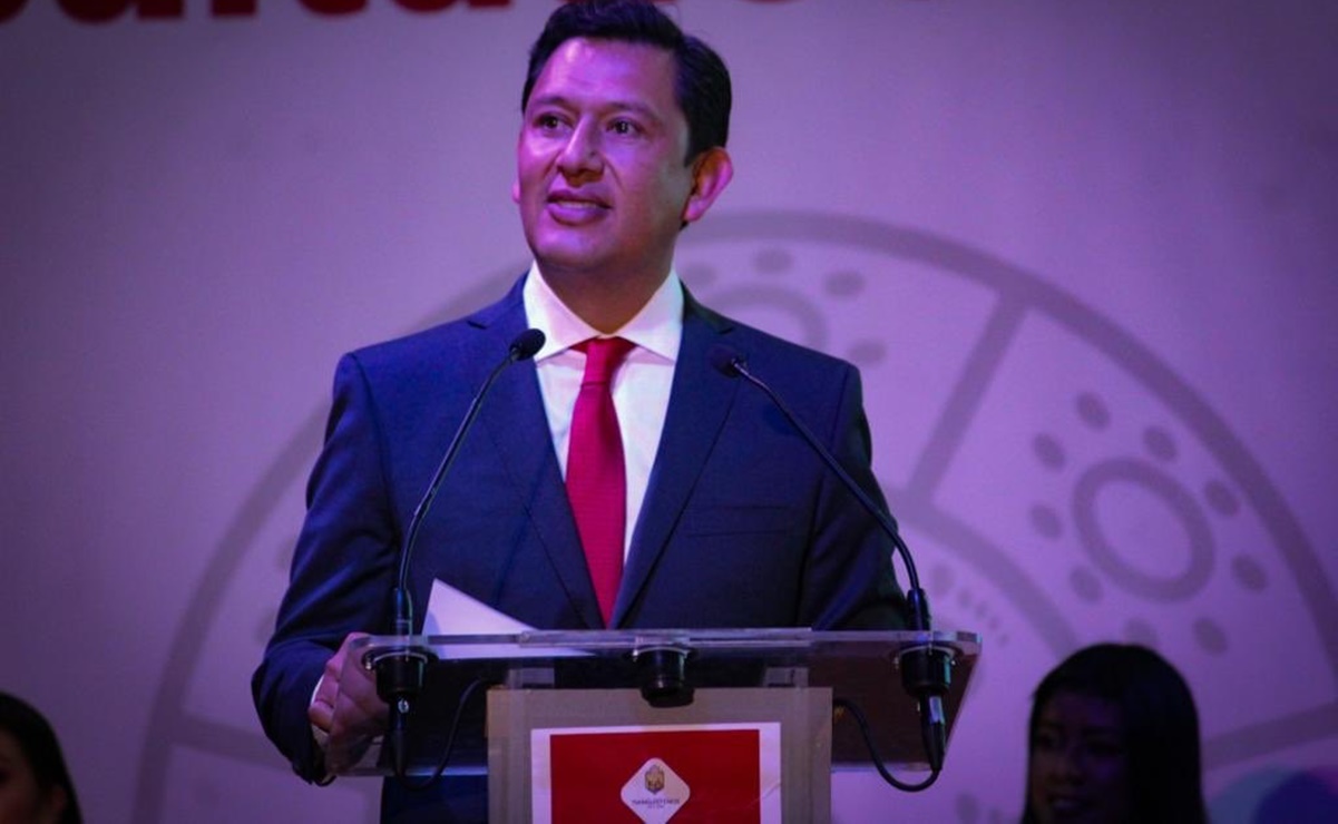 Alcalde de Santiago Tianguistenco, denunciado por presunta violación, anuncia ausencia temporal de sus funciones