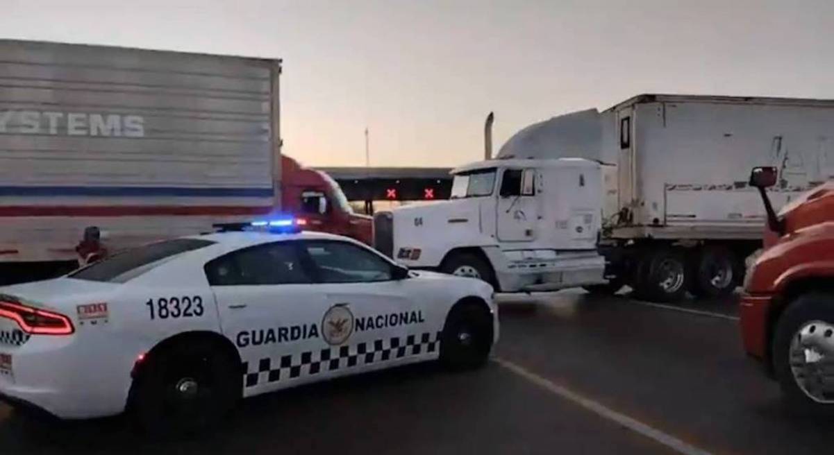 Otra vez, camioneros bloquearon la autopista México-Querétaro