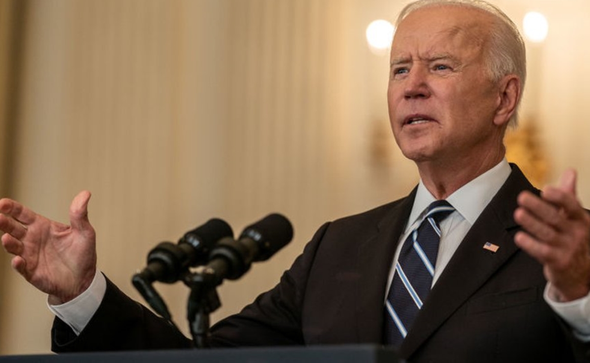 Joe Biden ordena ampliar vacunación en medio de crisis de Covid-19 en EU