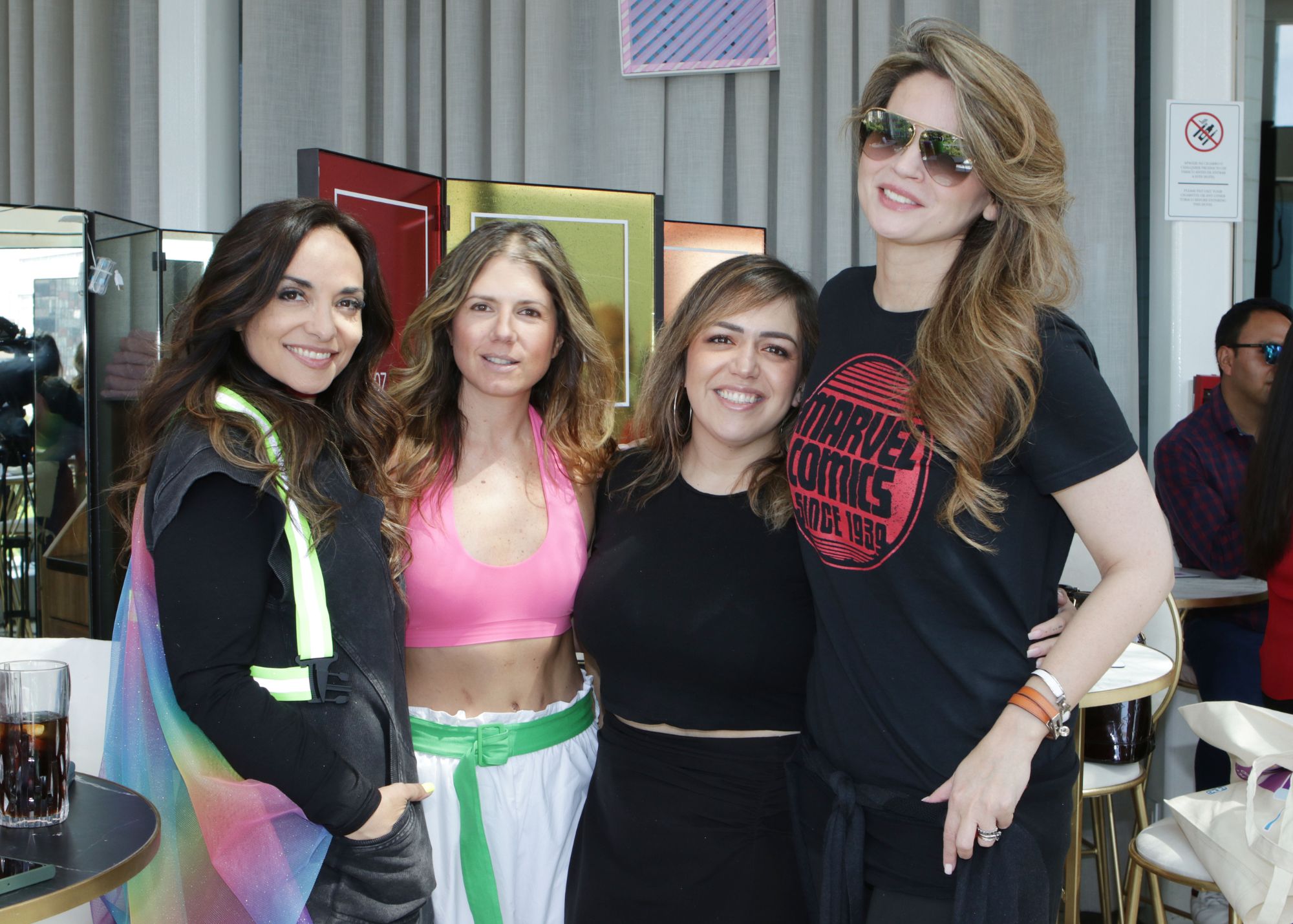 Eva Vale y más se reúnen en St. Regis