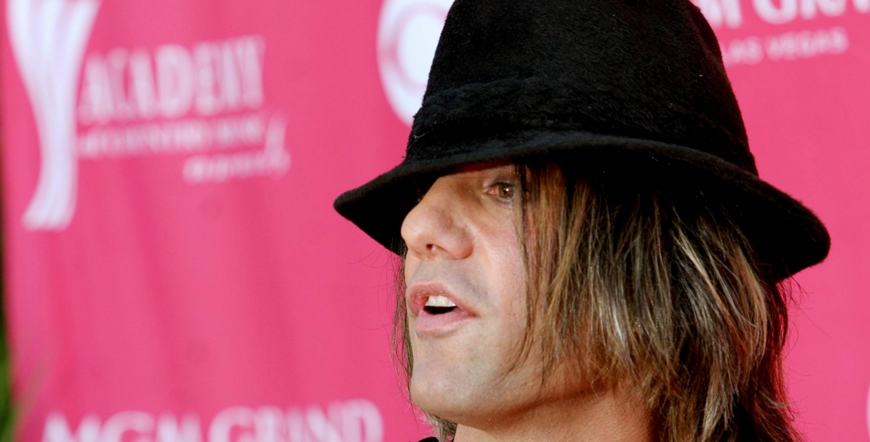 Criss Angel anuncia que su hijo de 5 años otra vez fue diagnosticado con cáncer 