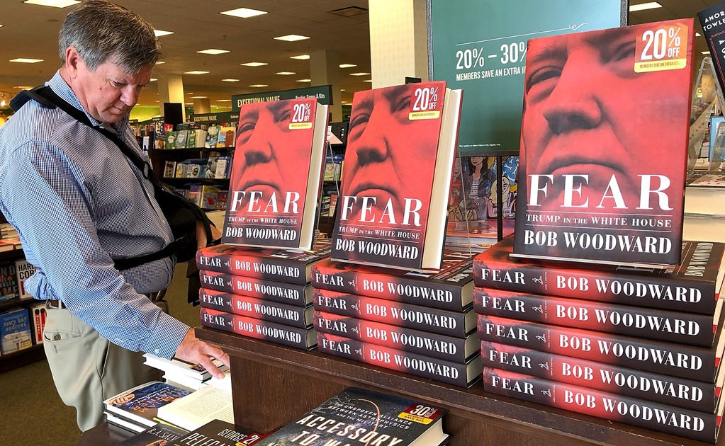 ​Libro de Woodward sobre Trump vende más de un millón de copias